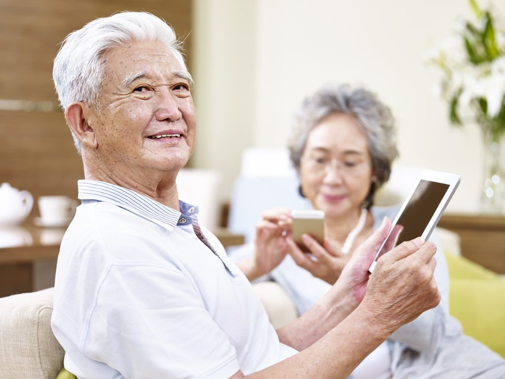 เทคโนโลยีกับผู้สูงวัย-ผู้สูงอายุ-การดูแลผู้สูงอายุ