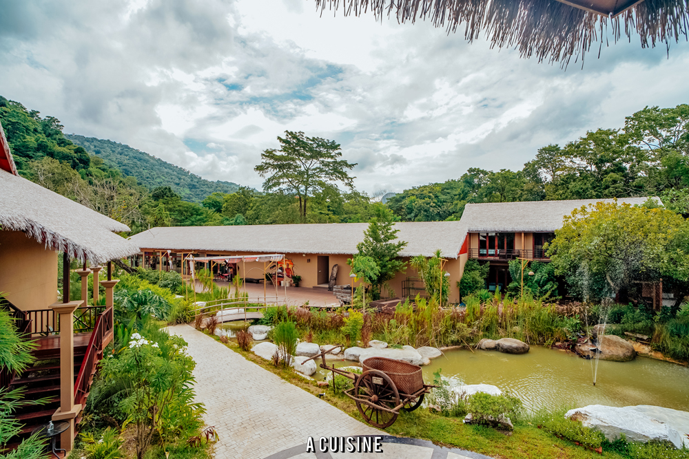 Isaan Isan Boutique Resort
